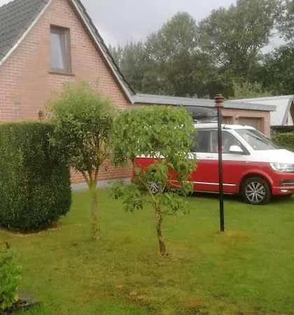 Haeuschen Im Gruenen