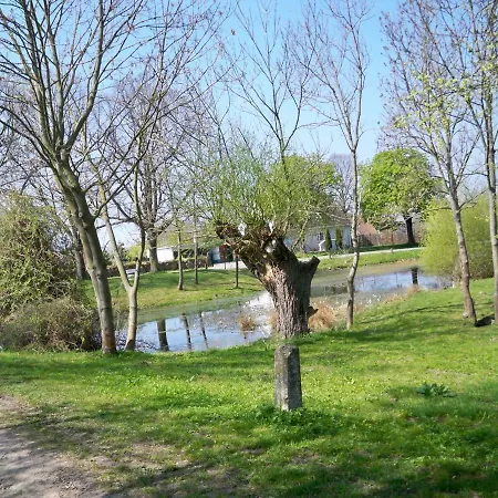 Haeuschen Im Gruenen *