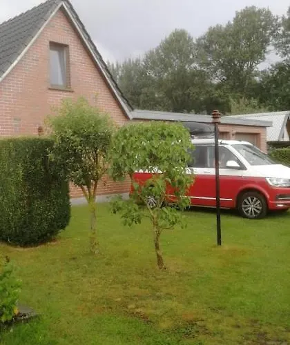 Haeuschen Im Gruenen